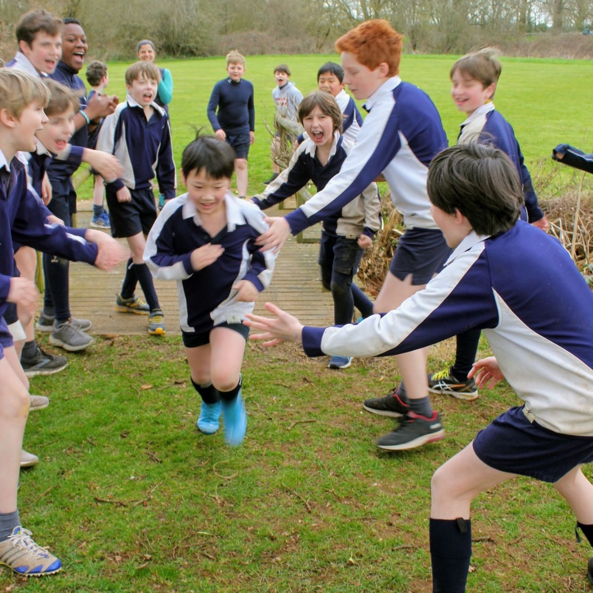 Ludgrove School - Ludgrove spirit carries all runners in the cross ...